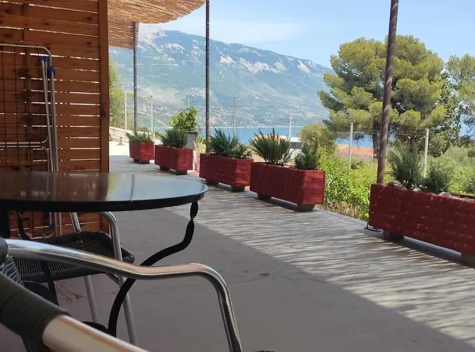 Pessada Bay And