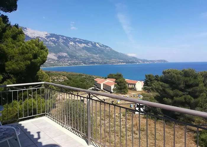 Pessada Bay And