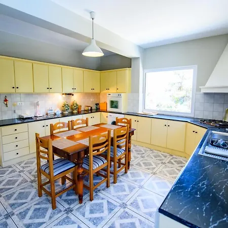 Pessada Bay Studios&apartments