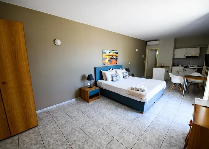 Pessada Bay And アパート *