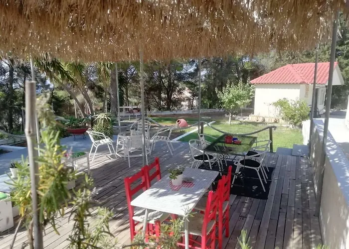 Pessada Bay And * Pesádha