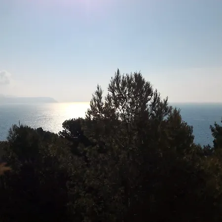 Pessada Bay And Pesádha